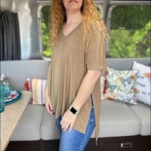 Light Olive High Slit V-Neck Tee-3x